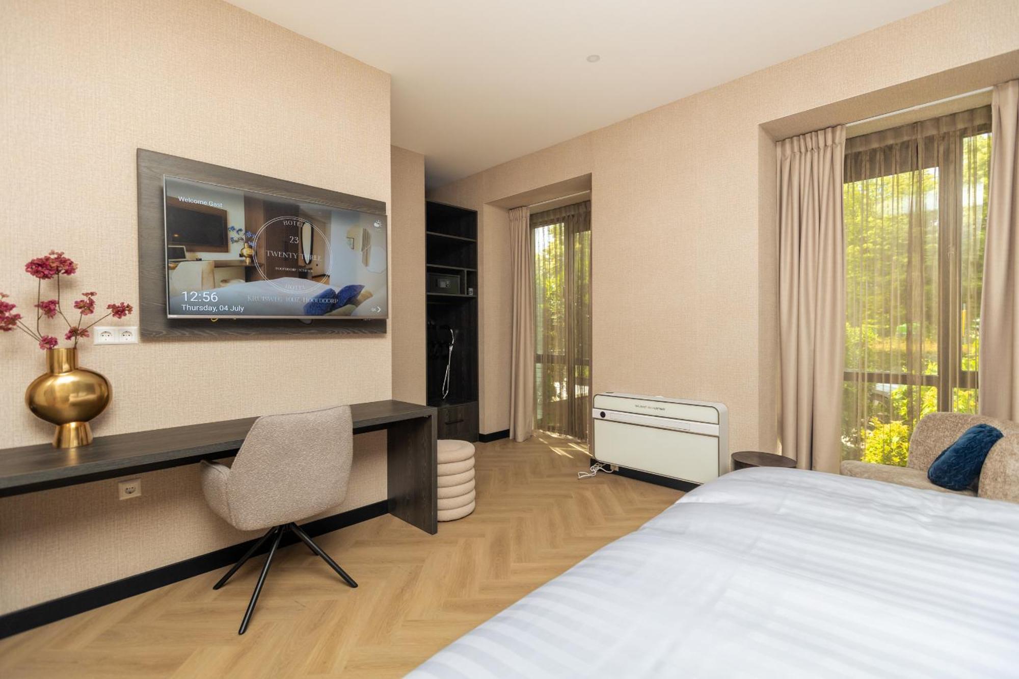 Hotel Twenty-Three Amsterdam Airport 호프트도프 외부 사진