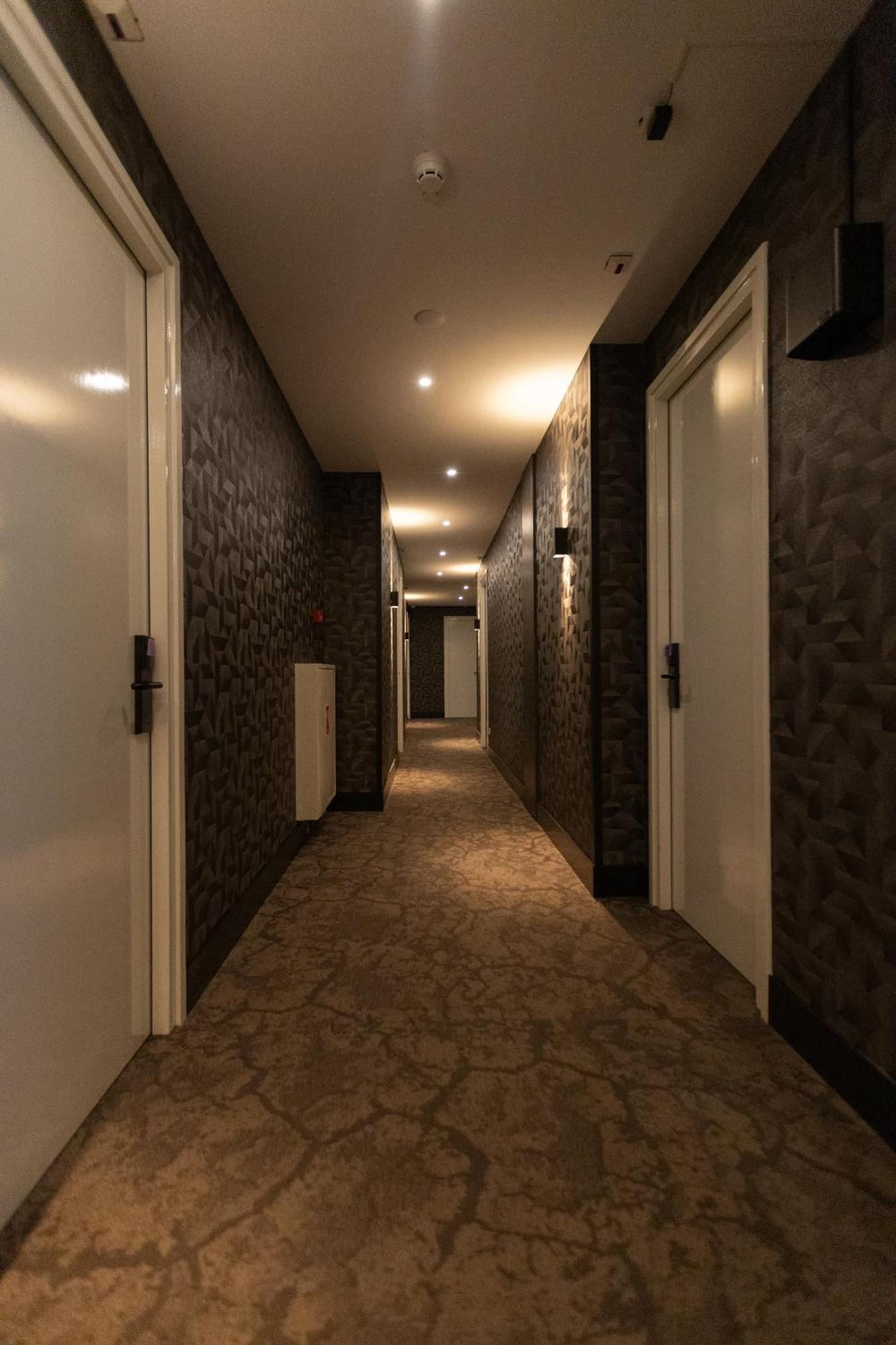 Hotel Twenty-Three Amsterdam Airport 호프트도프 외부 사진