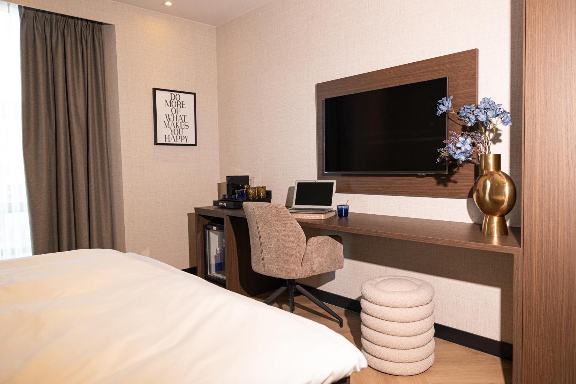 Hotel Twenty-Three Amsterdam Airport 호프트도프 외부 사진